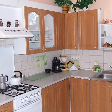 Barbara Apartmanhaz Kehidakustány Екстериор снимка