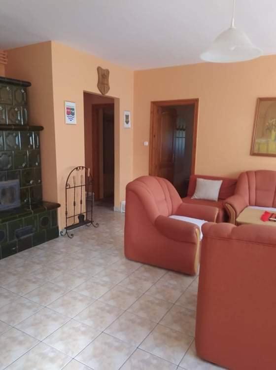 Barbara Apartmanhaz Kehidakustány Екстериор снимка