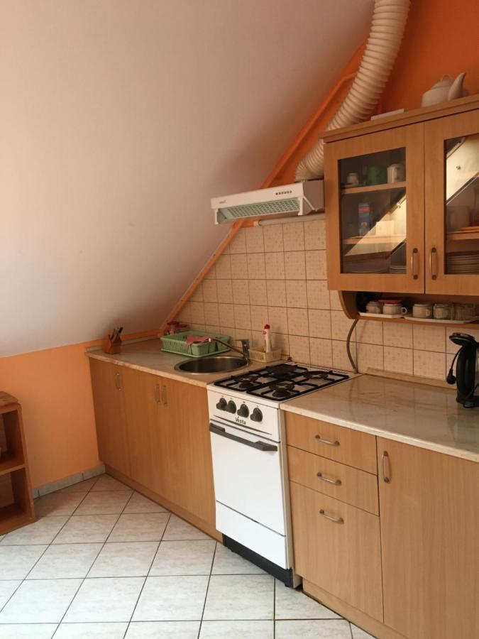 Barbara Apartmanhaz Kehidakustány Екстериор снимка