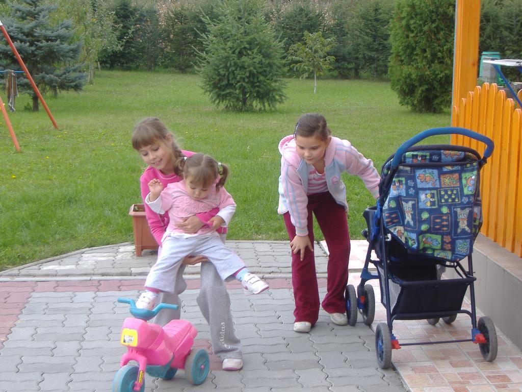 Barbara Apartmanhaz Kehidakustány Екстериор снимка